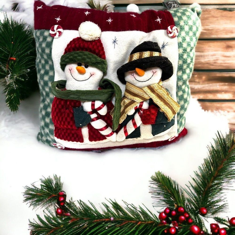 Christmas Decorative Pillow 3D 3 Dimensional Happy‎ Holidays Snowman Carrot Nose